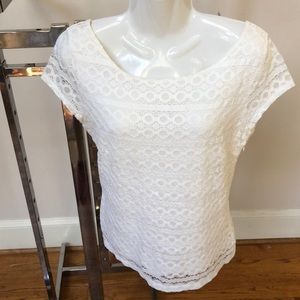 White 1/4 Sleeve Blouse with liner sewn in